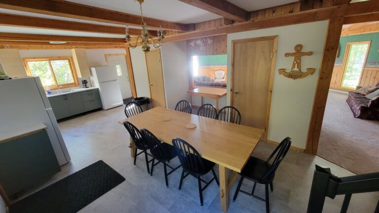 Clean, simple dining and kitchen areas make mealtimes comfortable and easy.