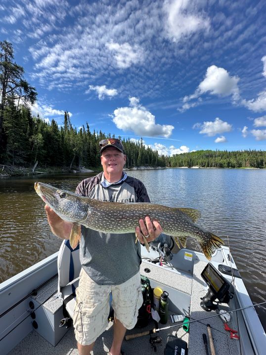 Separation Lake Lodge invites you to join us on the English River System, in beautiful Northwestern Ontario