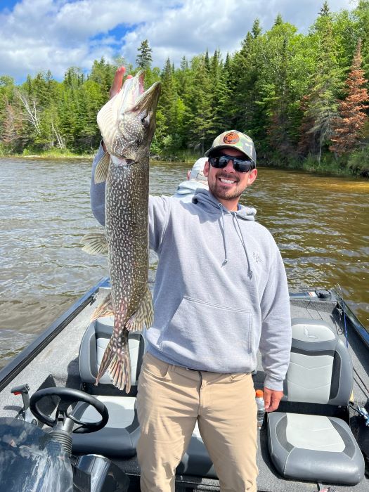 Separation Lake Lodge - Fun northern fishing!